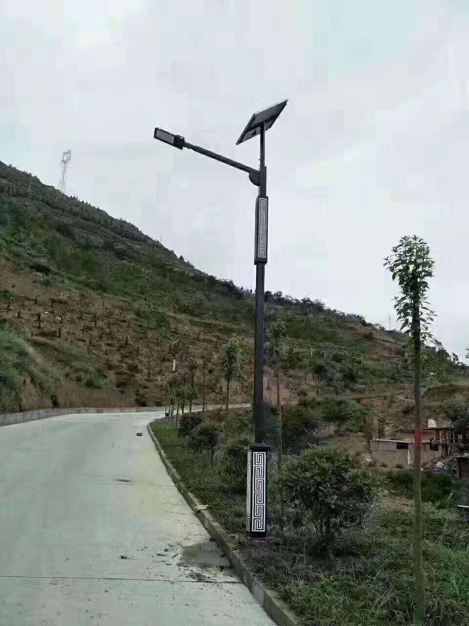 迪庆仿古太阳能路灯